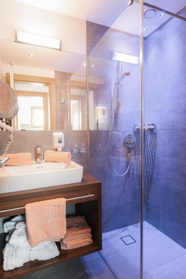 פיס Hotel Appartement Platzergasse מראה חיצוני תמונה