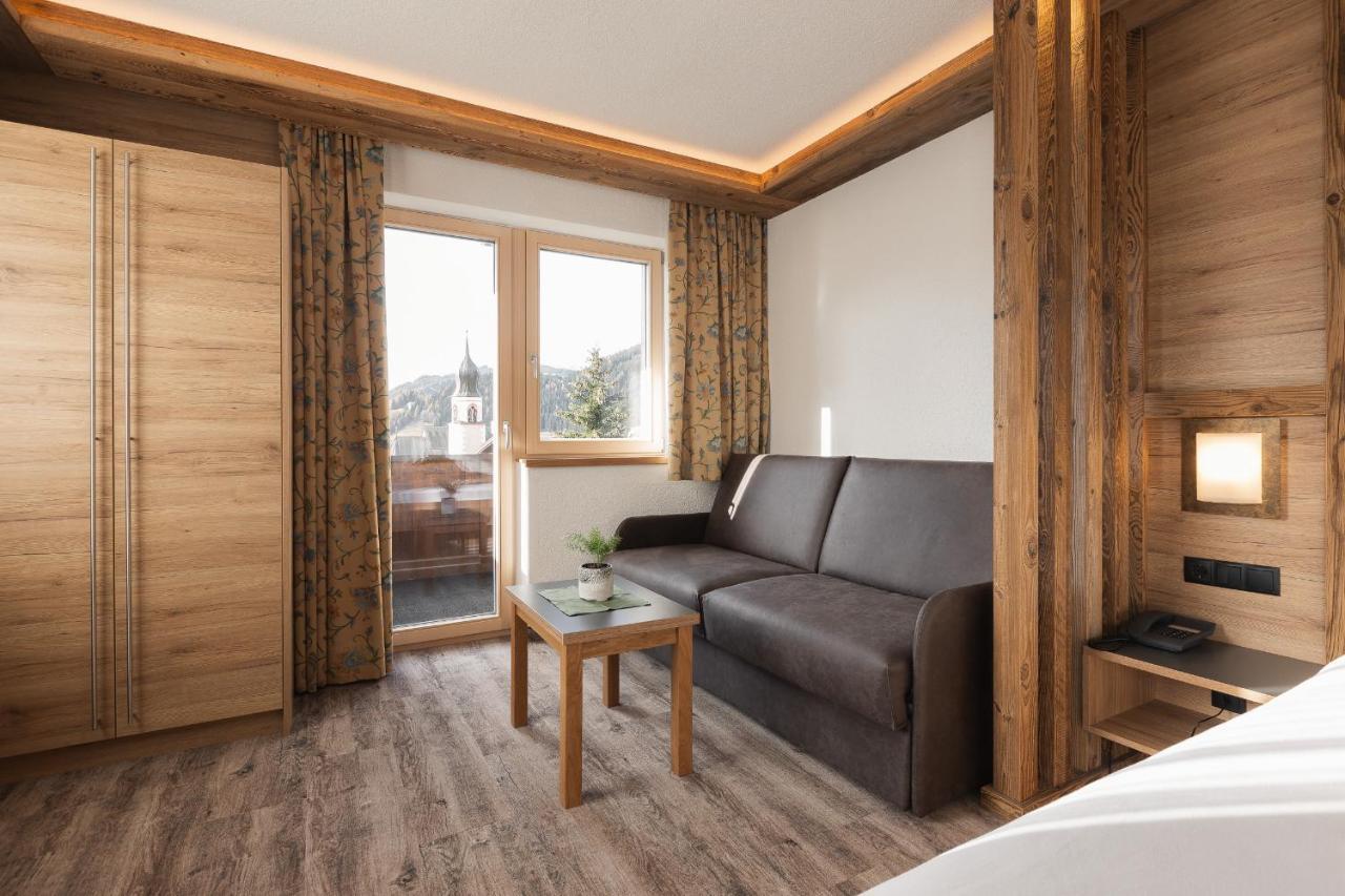 פיס Hotel Appartement Platzergasse מראה חיצוני תמונה