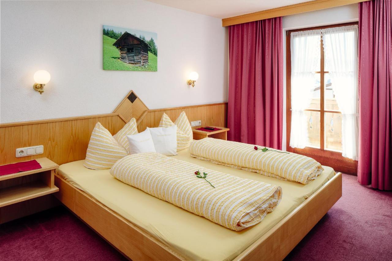 פיס Hotel Appartement Platzergasse מראה חיצוני תמונה