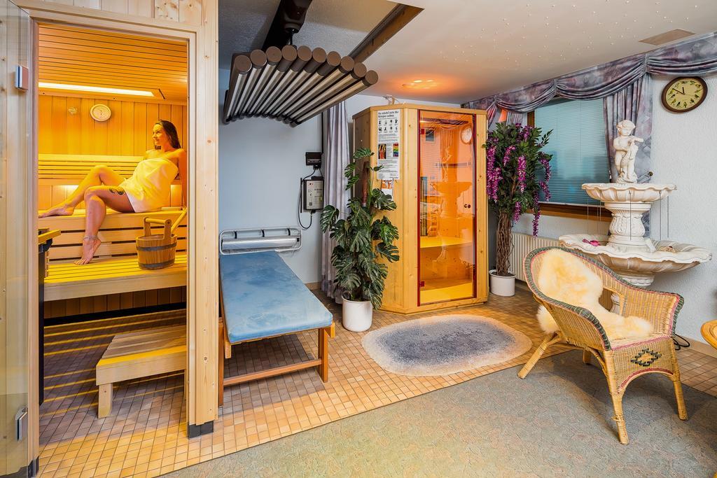 פיס Hotel Appartement Platzergasse מראה חיצוני תמונה